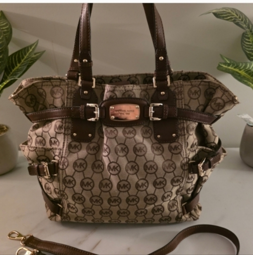 Michael Kors Tote